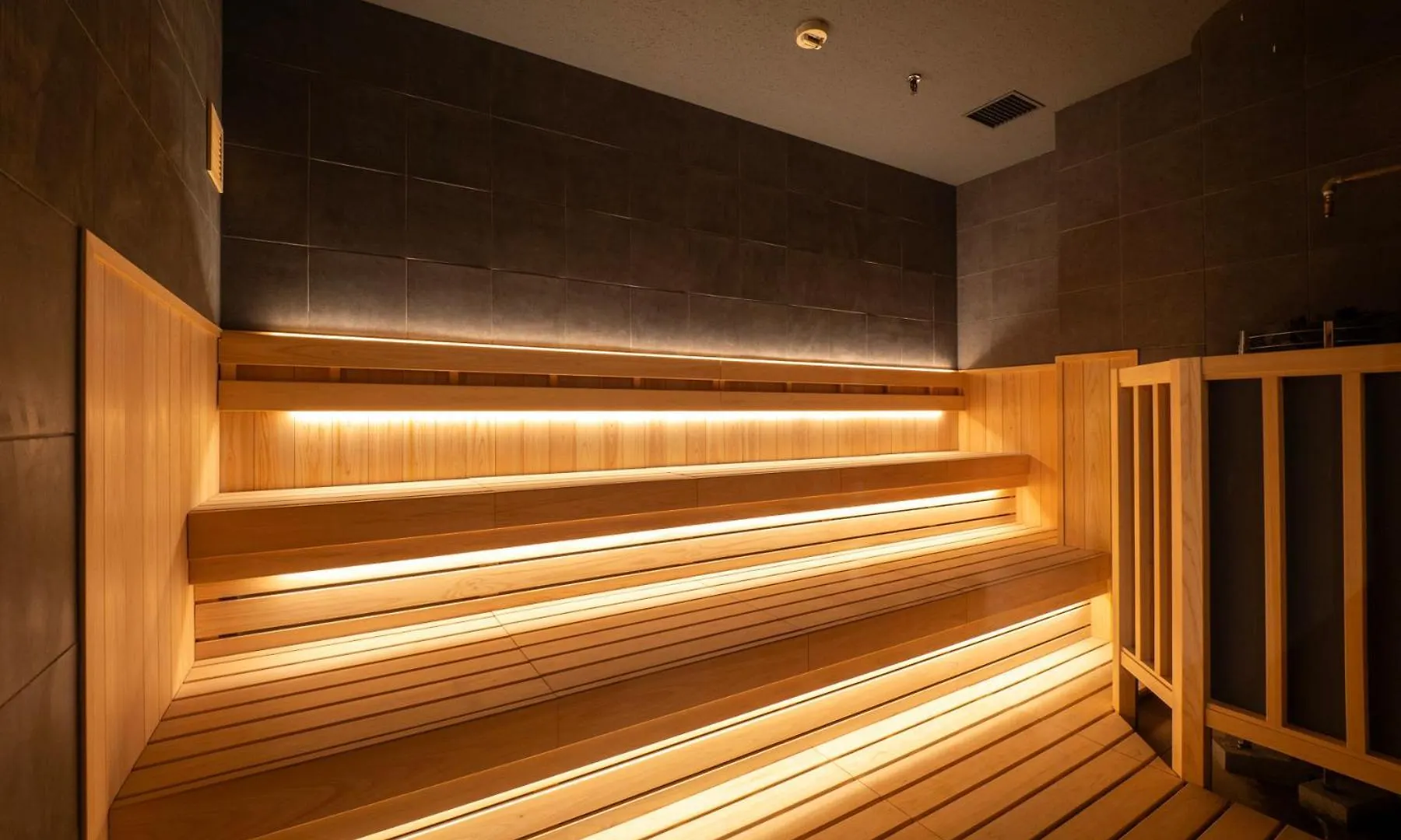 Super Hotel Osaka Natural Hot Springs